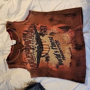 Women's Harley Davison shirt